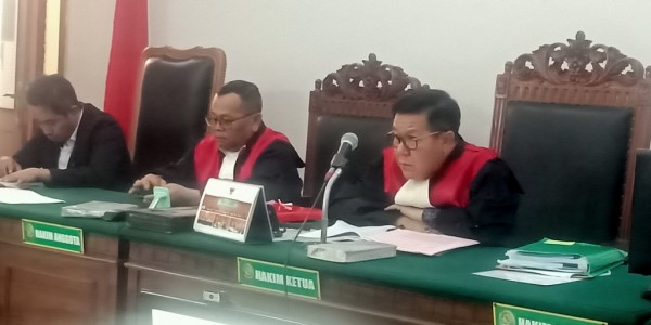 Hingga Kini Belum Ada Surat Pemanggilan Hakim Damanik Dkk Dari MKH Jakarta