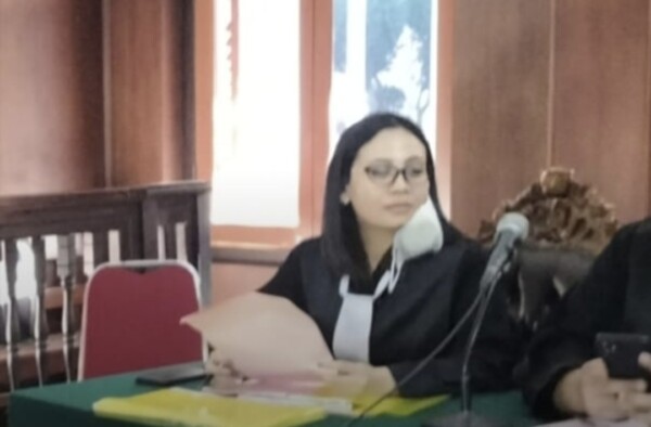Djumalih Pengecer Judi Togel Dituntut Jomplang Cuman 7 Bulan Sidang Agenda Pledoi 4 Kali ” DITUNDA ? “.