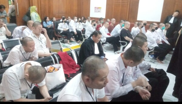41 Pelaku  Penipuan Daring Atau Online Scam Lintas Negara Jalani Sidang Perdana Di Pengadilan Negeri Surabaya