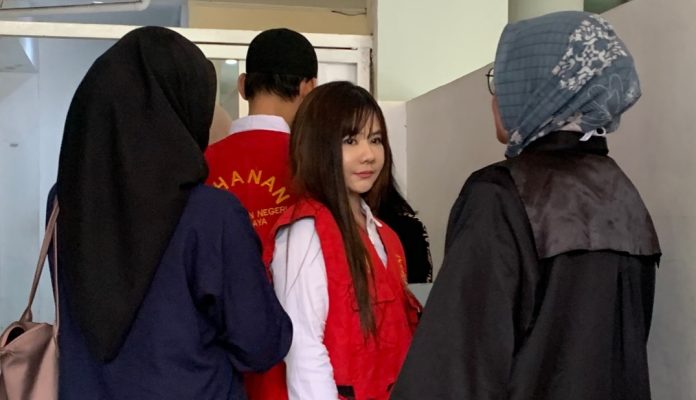 Terdakwa Jalani Sidang Perdana di PN Surabaya
